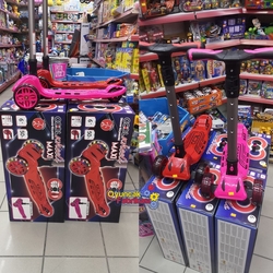 Cool Wheels Maxi 3 Tekerlekli ışıklı Scooter +6 Yaş Katlanabilir Ayarlanabilir Boy - 2