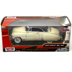 Motormax Model Araba 1:24 1950 Chevy Bel Air - 3