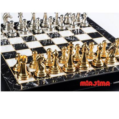 Sandıklı Paslanmaz Gold Silver Metal Satranç Takımı Seti Krom Kaplama Altın Krom 36 x36 Cm - 4